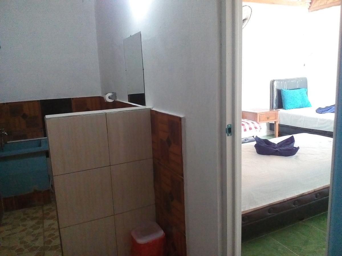 Izaac'S Bed & Breakfast Lovina Kültér fotó