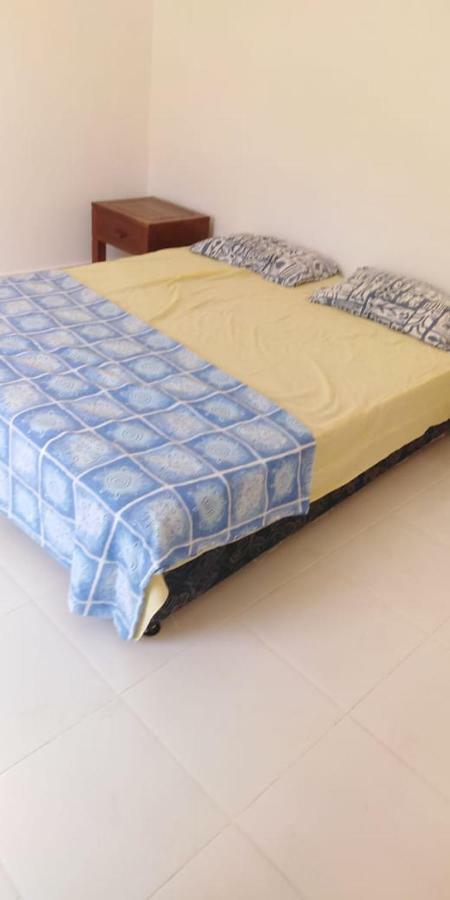 Izaac'S Bed & Breakfast Lovina Kültér fotó